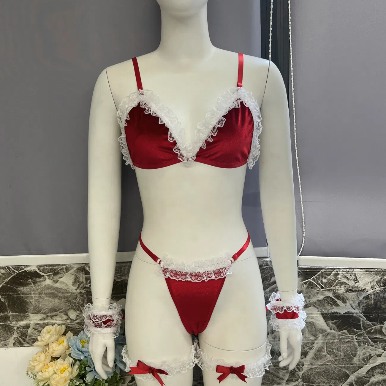 Sexy Woman's Christmas Underwear Set with Wristband and Garter Wholesale Wireless Lingerie