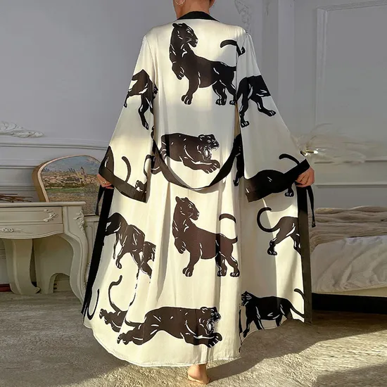 New Arrival Satin Printed Leopard V-Neck Sleepwear Sexy Long Sleeve Woman Robe