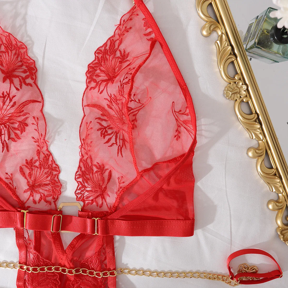 Hot Selling See Through Chain Neck Woman Lingerie Set Sexy Deep-V Chain Neck Bodysuit
