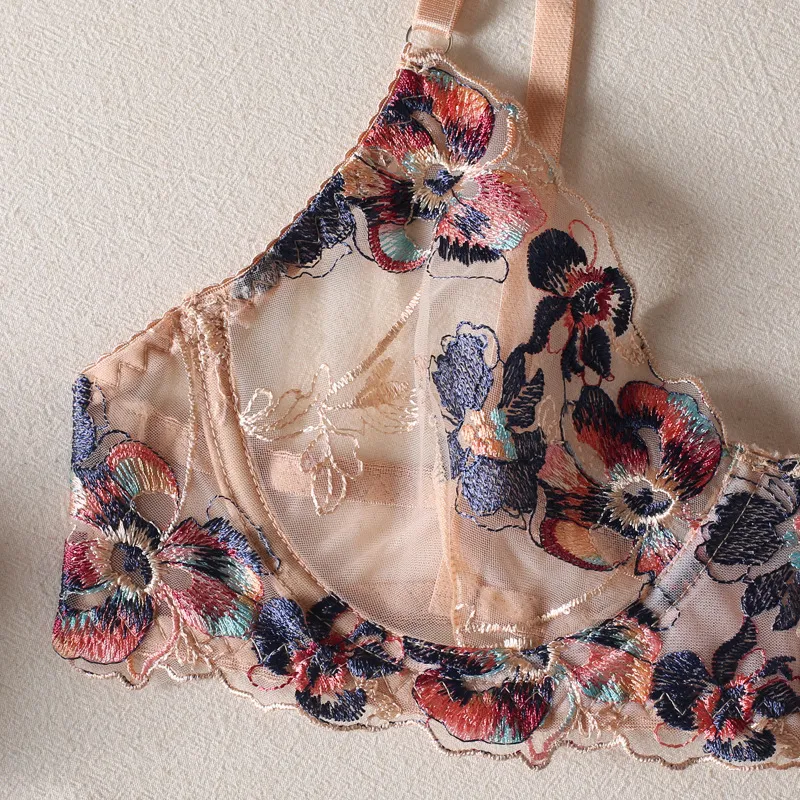 Sexy Woman Embroidered Underwear Set Wholesale High Quality Thin Lingerie