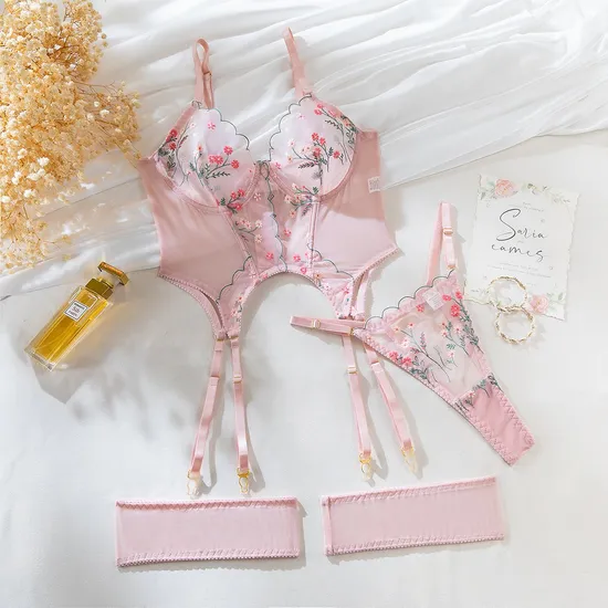 Sexy High Elastic Fish-Bone Underwear Set New Flower Embroidered See-Through Lingerie
