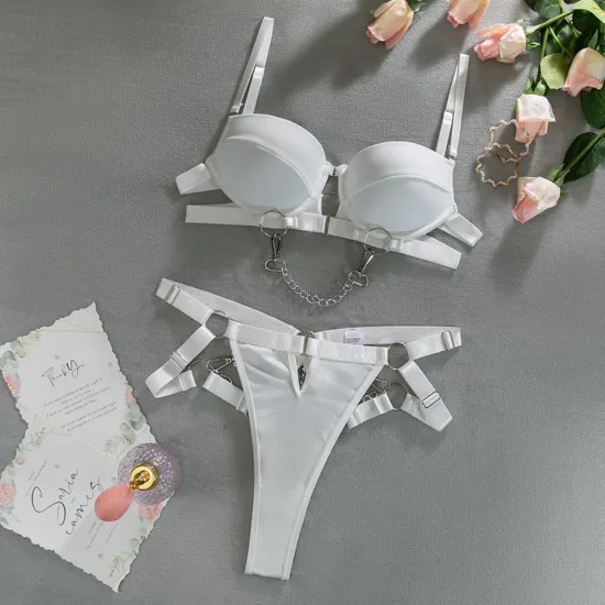 Wholesale Craft Strap with Chest Pad Underwear Set Sexy Hollow out Metal Chain Lingerie