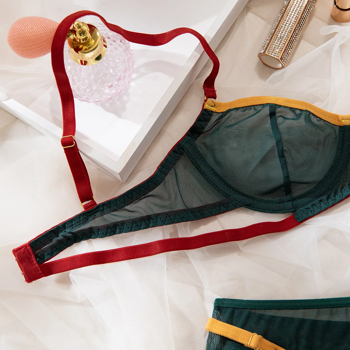 Sexy Contrast Color See-Through Mesh Two Piece Underwear Set Wholesale Steel Ring Lingerie