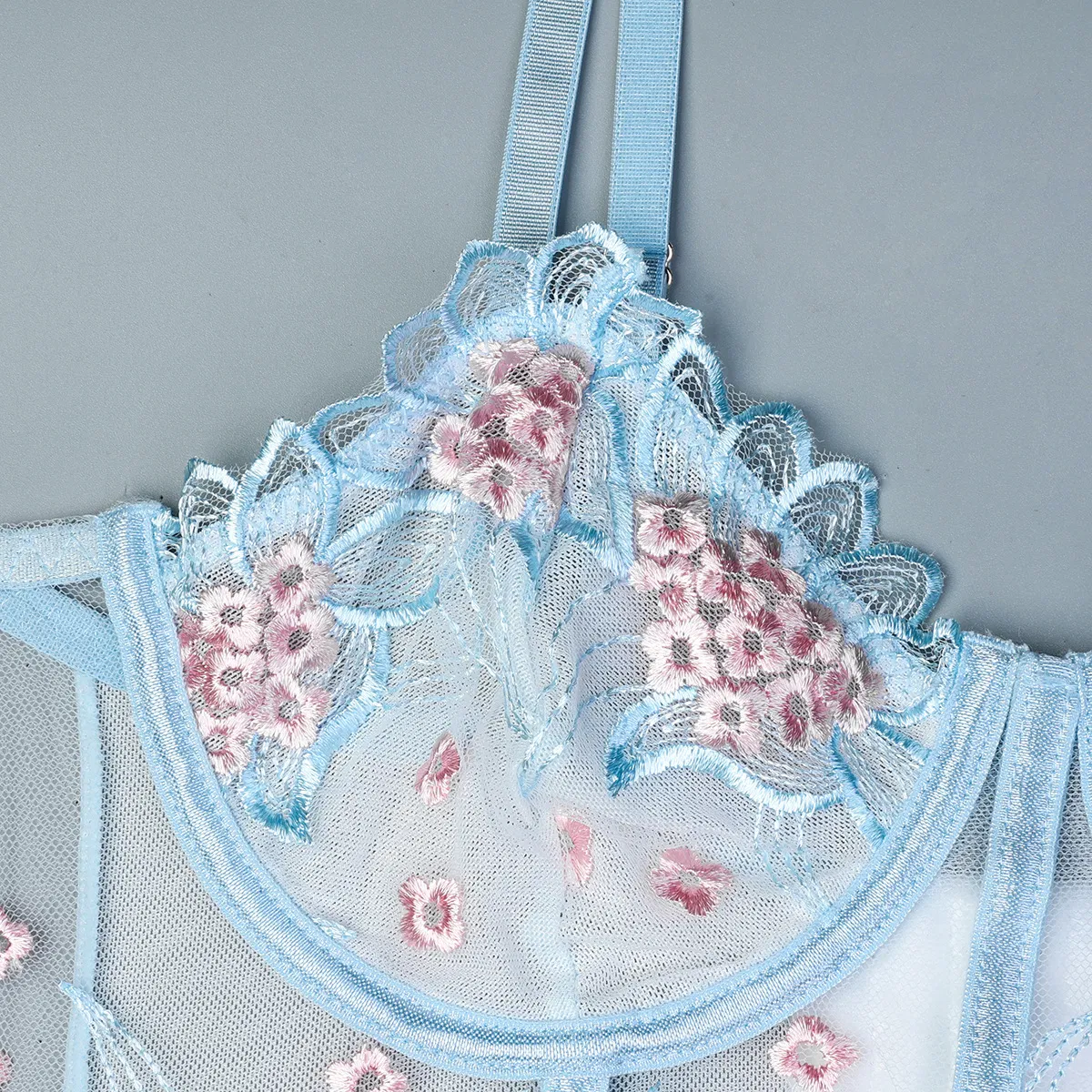 Wholesale Flower Embroidery Underwear Set Sexy See-Through Mesh Woman Lingerie