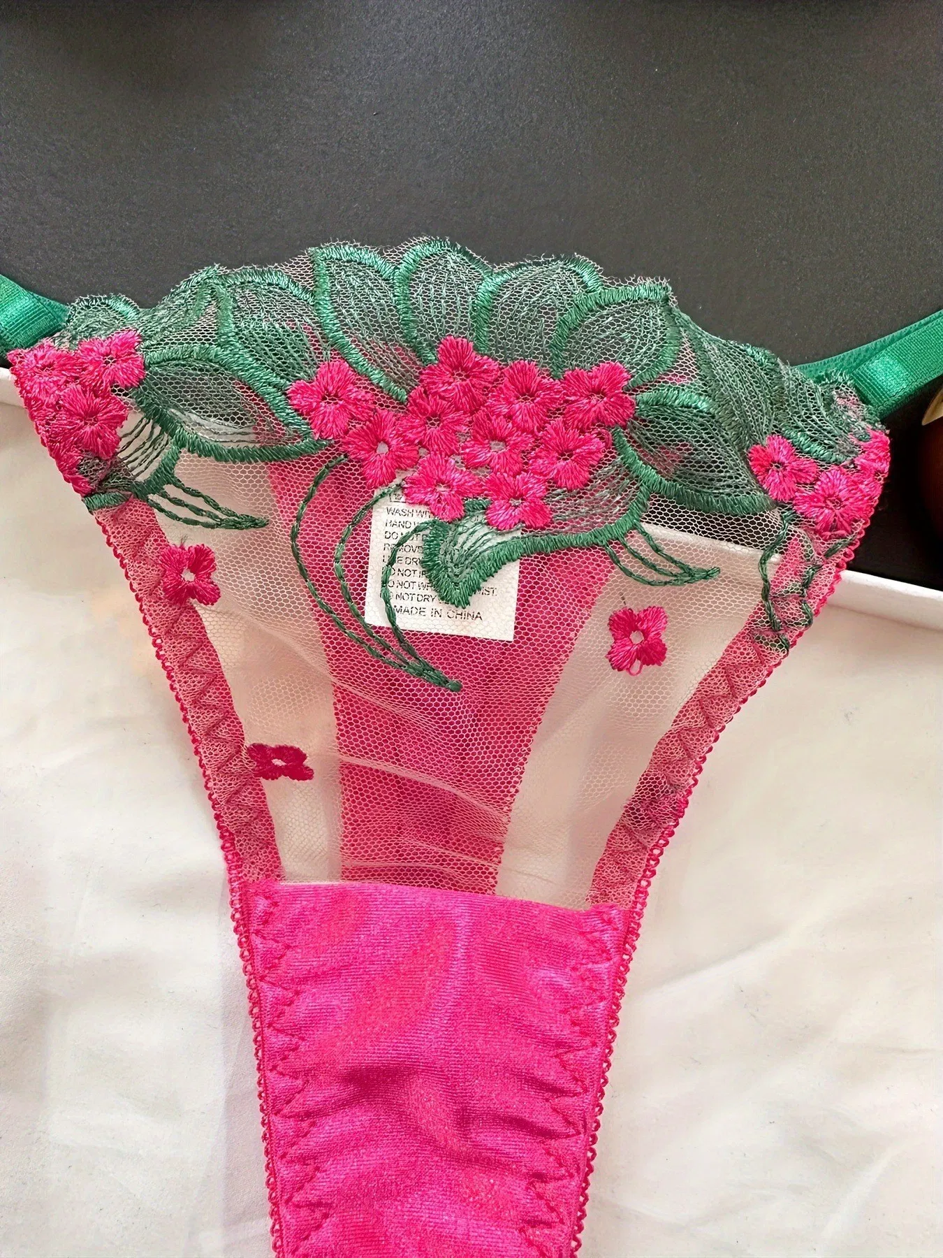 French Ultra-Thin Embroidered Hollow out See-Through Mesh Underwear Set Bra Sexy Lingerie
