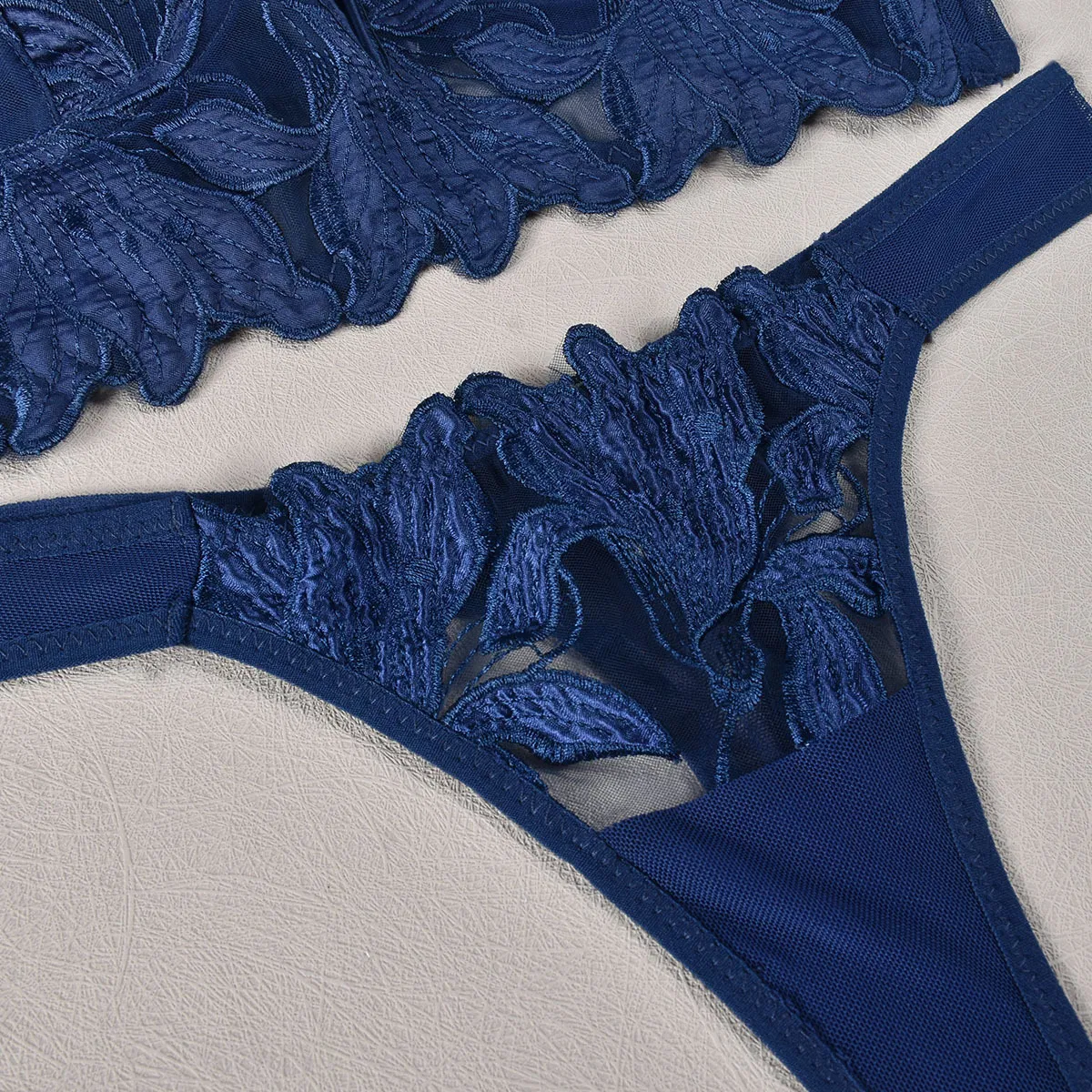 Wholesale French Deep V Embroidery Patchwork Mesh Lace Ultra-Thin Bra Set Underwear Sexy Lingerie