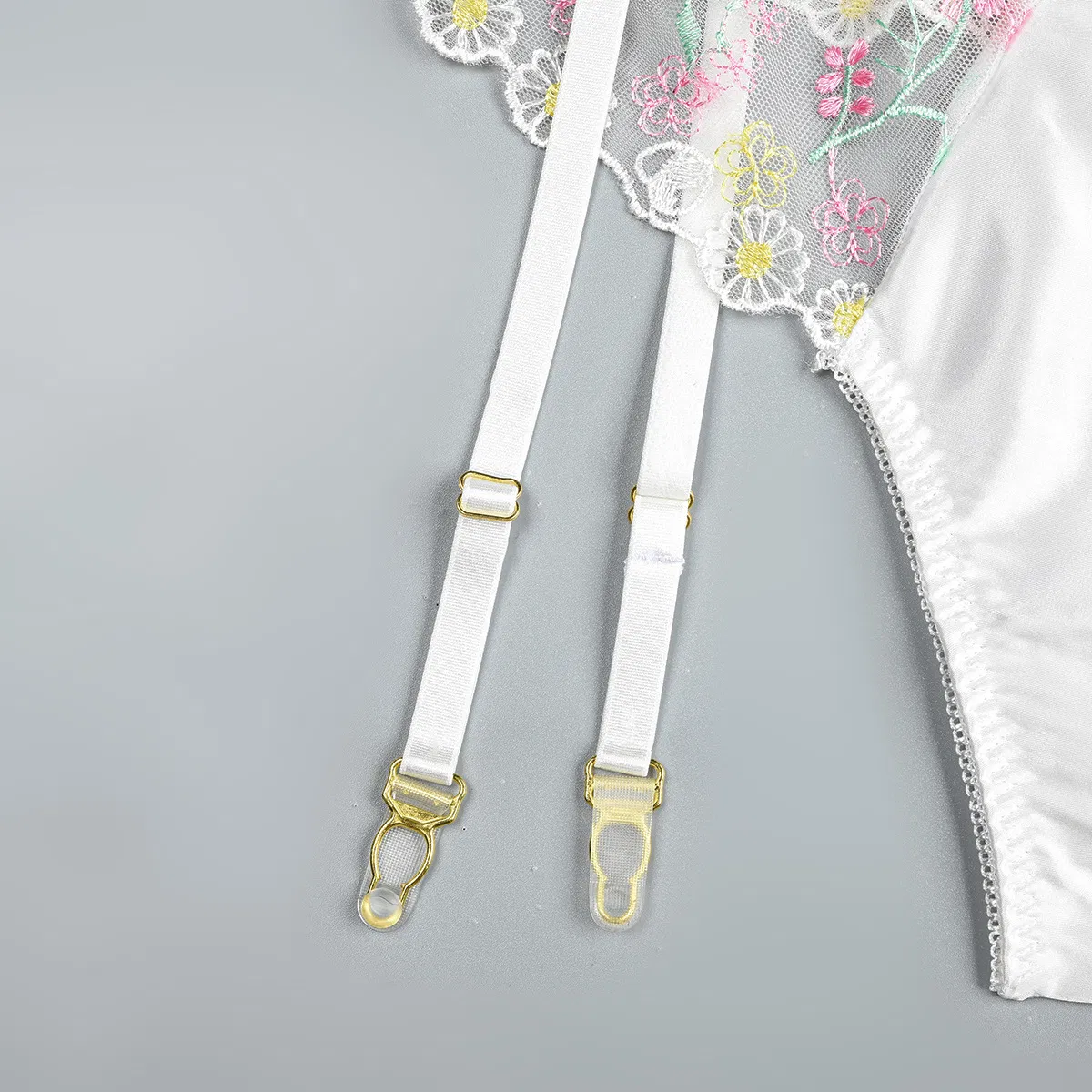Wholesale Floral Embroidery Underwear Set for Woman Sexy See-Through Stain Lingerie