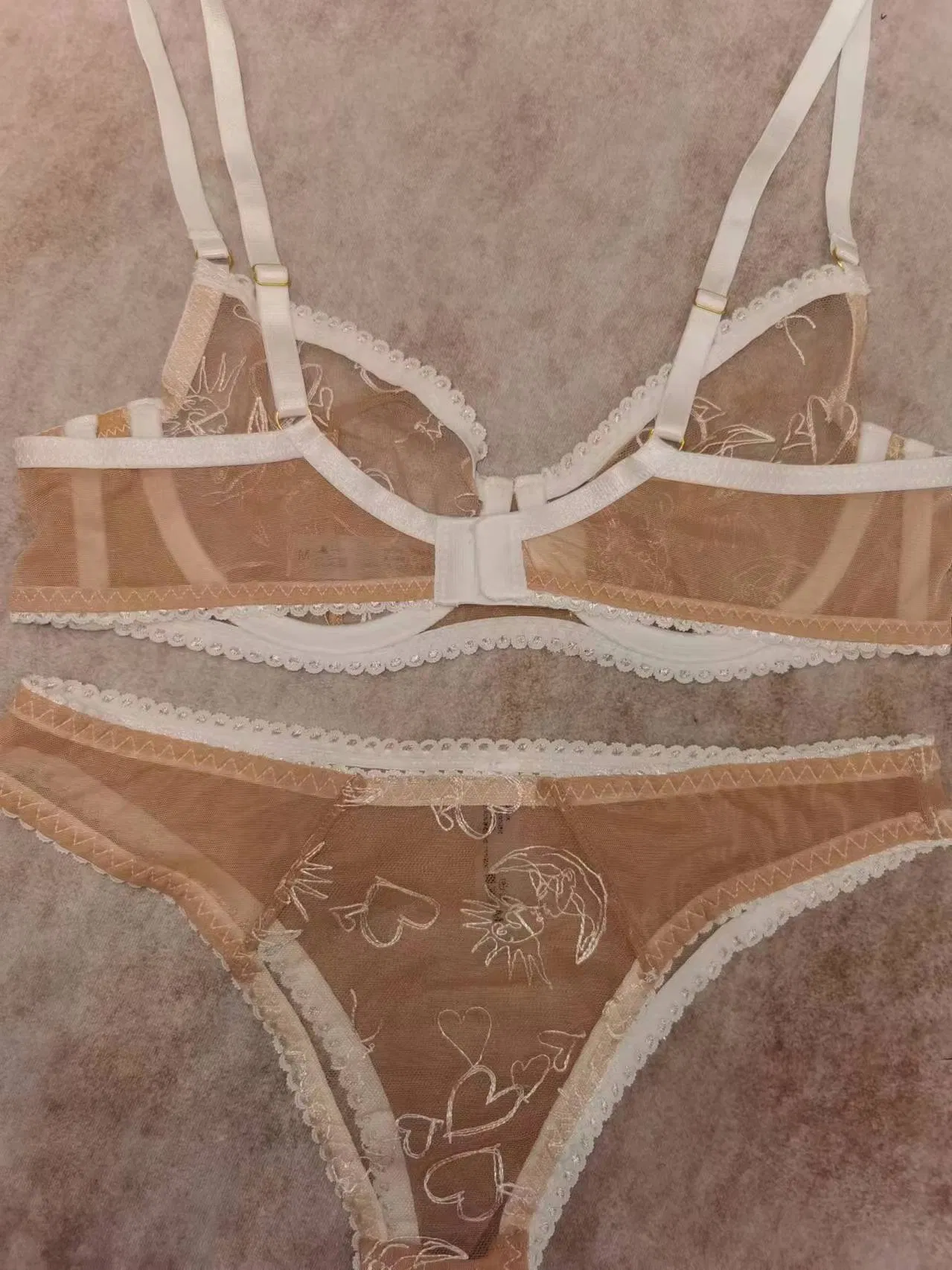 2025 Sexy Romantic Underwear Ultra-Thin Wholesale Embroidered Lace Bra Set Lingerie