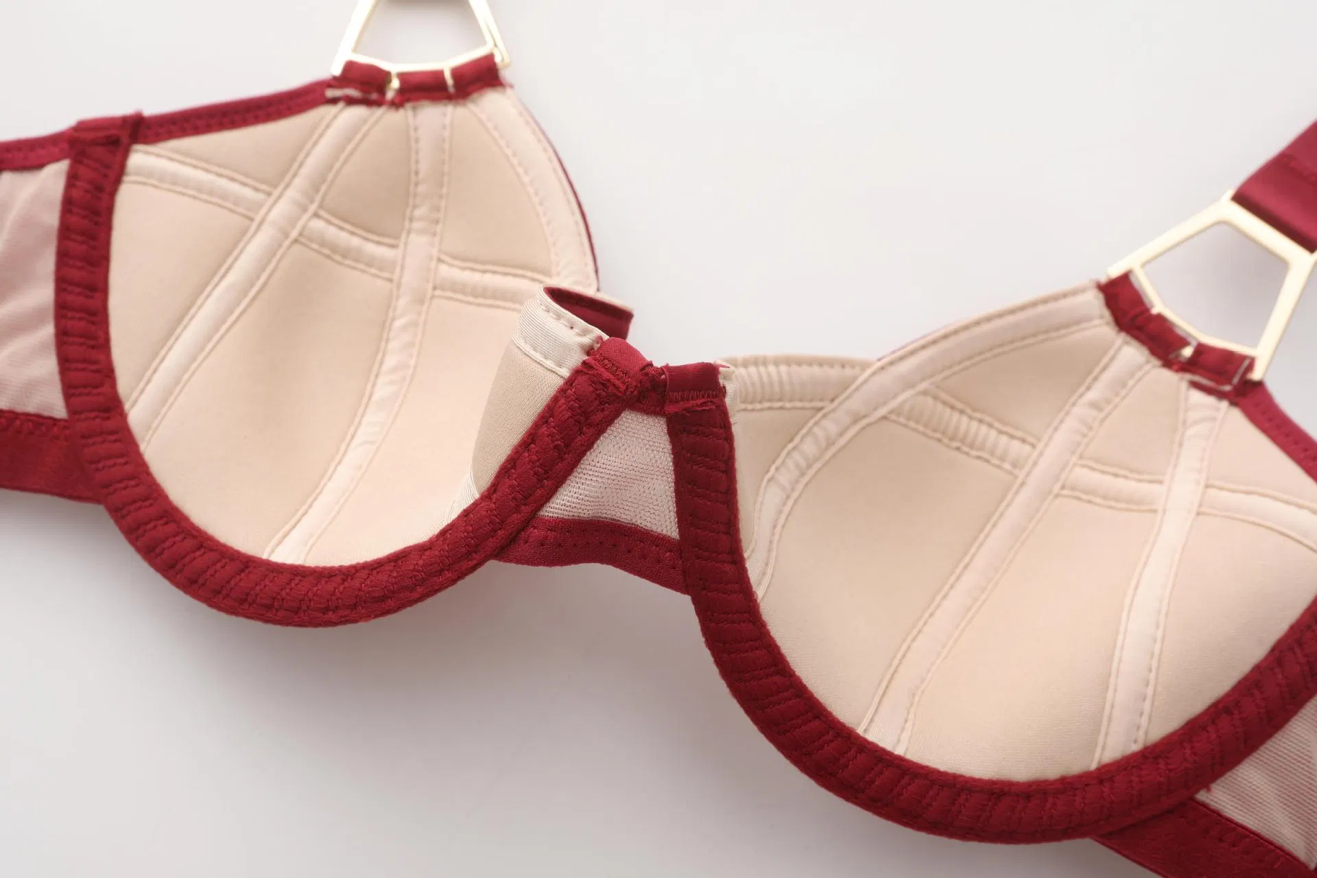 2025 Wholesale Mesh Gathering Ladies Breathable for Women Soft Bra Breathable Ultra-Thin Set Sexy Underwear Lingerie