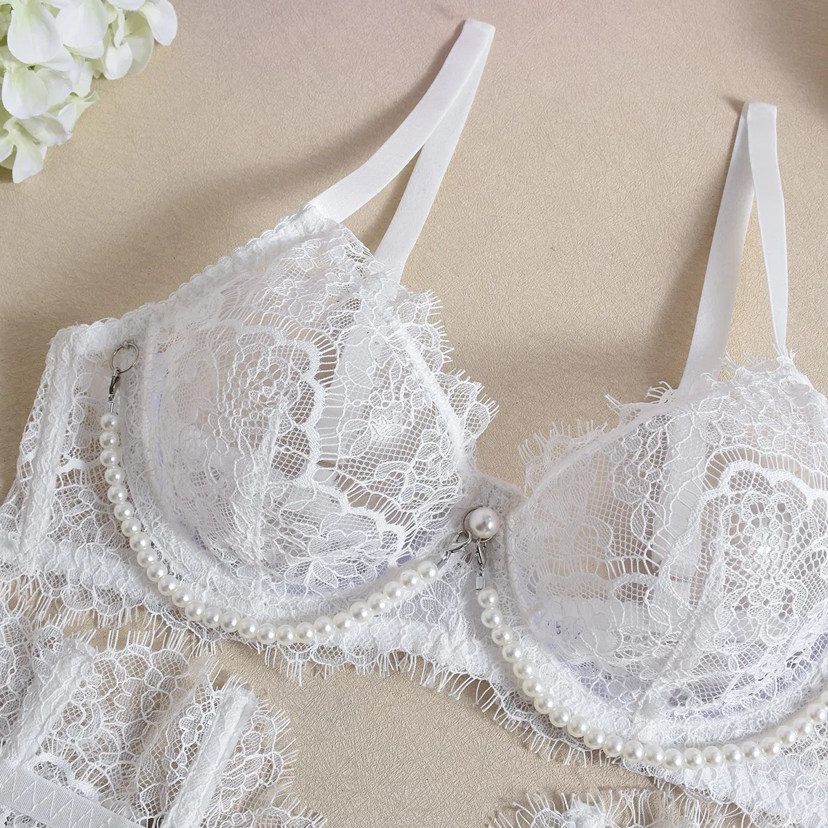 Wholesale See-Through Underwear Set for Woman Sexy Embroidery Eyelashes Lace Lingerie