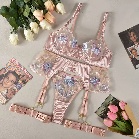 Wholesale Luxury Ultra-Thin Transparent Underwear Set Sexy Floral Embroidered Woman Lingerie