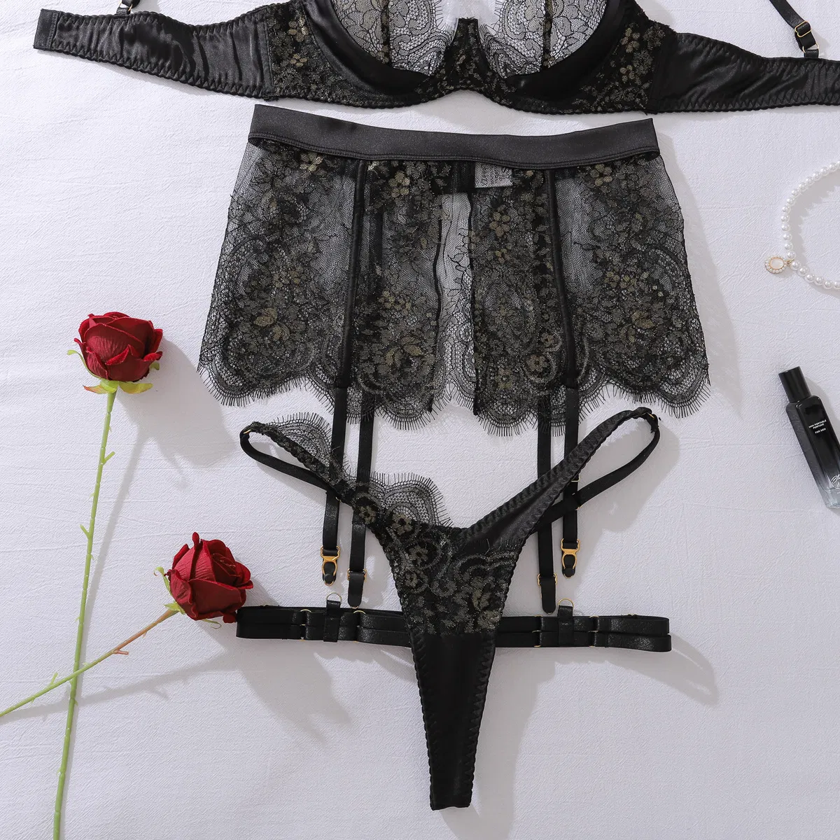 Wholesale See-Through Ultra-Thin Women's Underwear Set Sexy Embroidery Floral Lace Lingerie