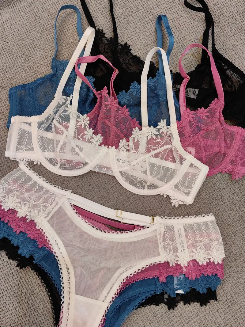 Wholesale Sexy Lace Underwear Erotic Set Women Transparent Mesh Mature Lingerie