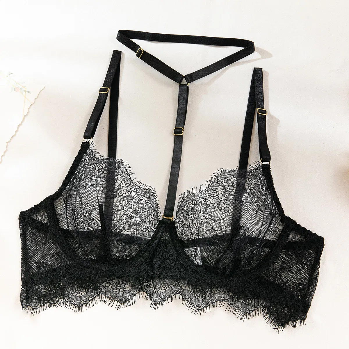 Sexy Hanging Neck Women's Underwear Set Wholesale Erotic Eyelashes Lace Lingerie