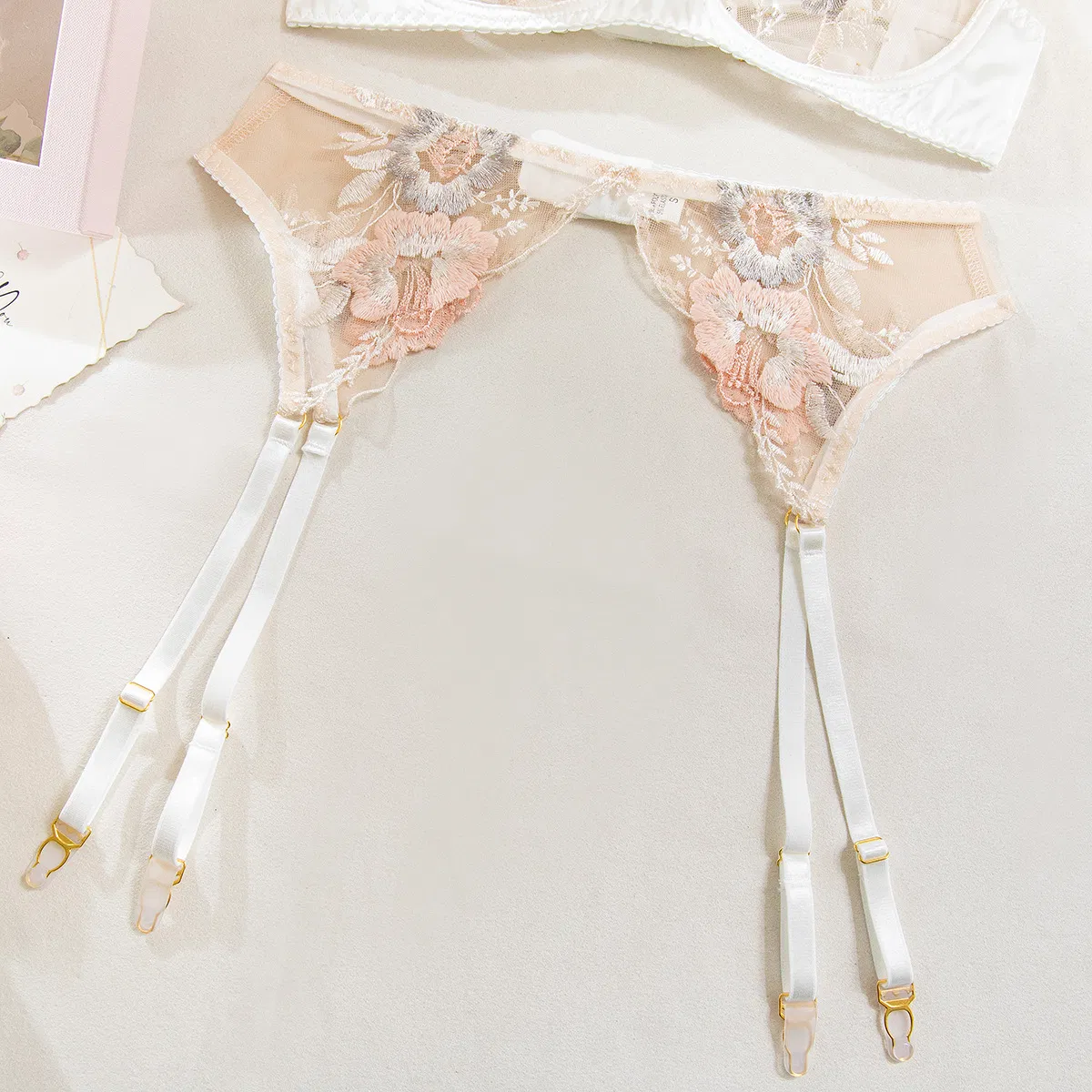 Sexy Erotic Ultra-Thin Garter Belt Women Underwear Hot Selling Flower Embroidery Lace Lingerie