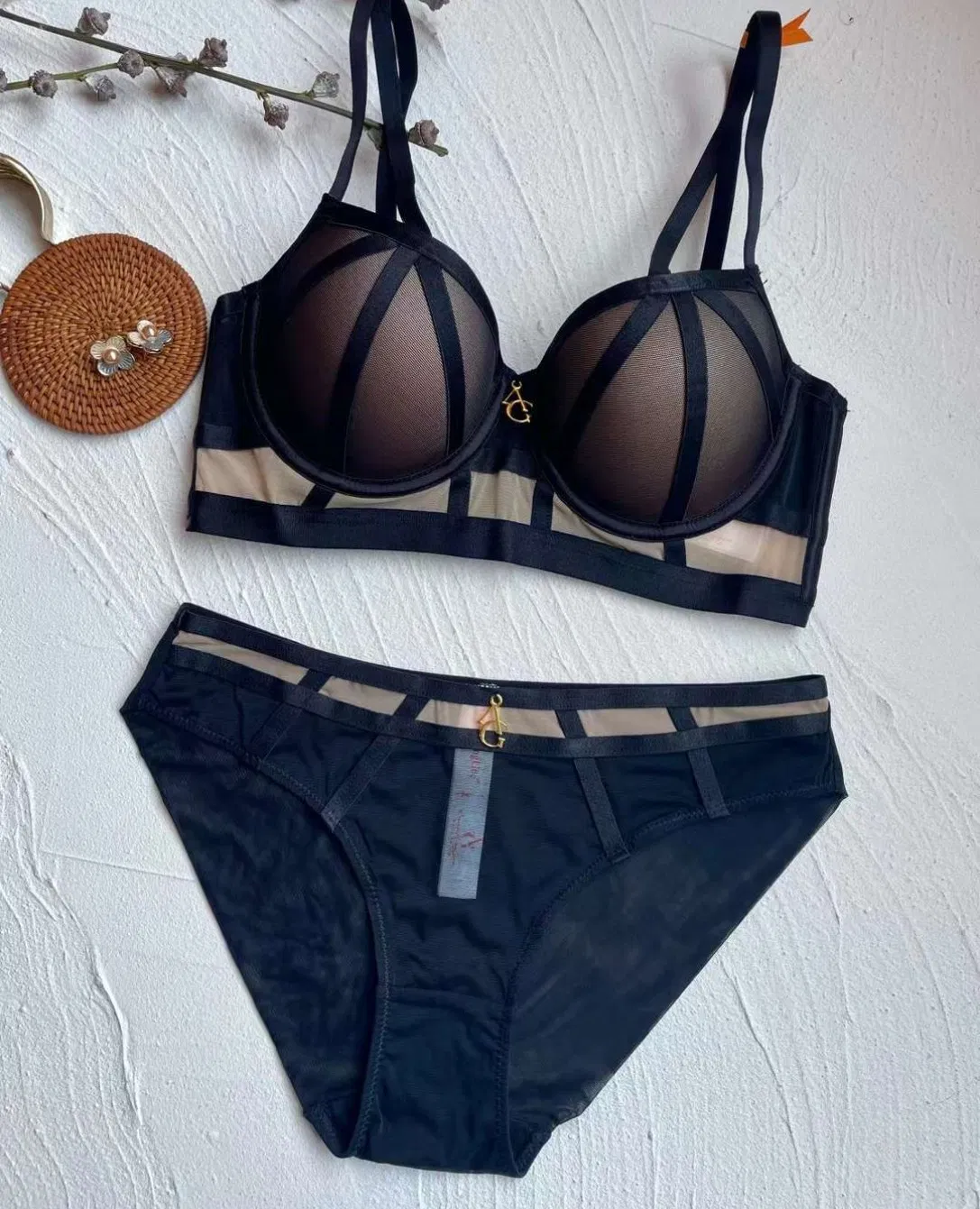 High Quality Women's Underwear Push up Bra and Panties Set Thick Cup Lingerie