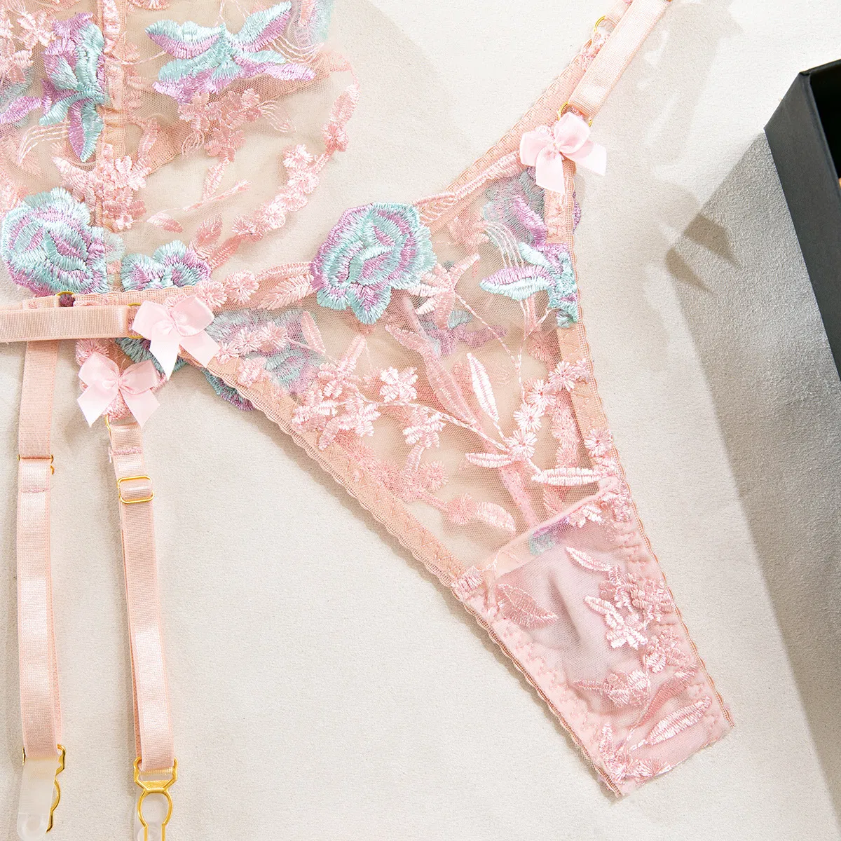 Wholesale Ultra-Thin Floral Embroidery Lace Underwear Set Sexy Transparent Mesh Lingerie