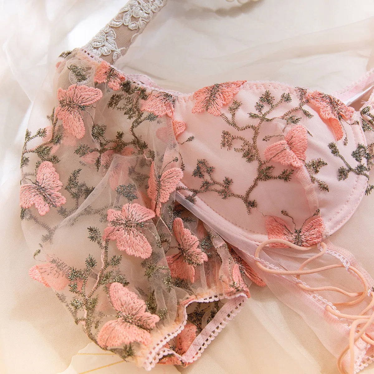 Wholesale Floral Embroidery Bubble Sleeve Underwear Set Sexy See-Through 2-Piece Lingerie