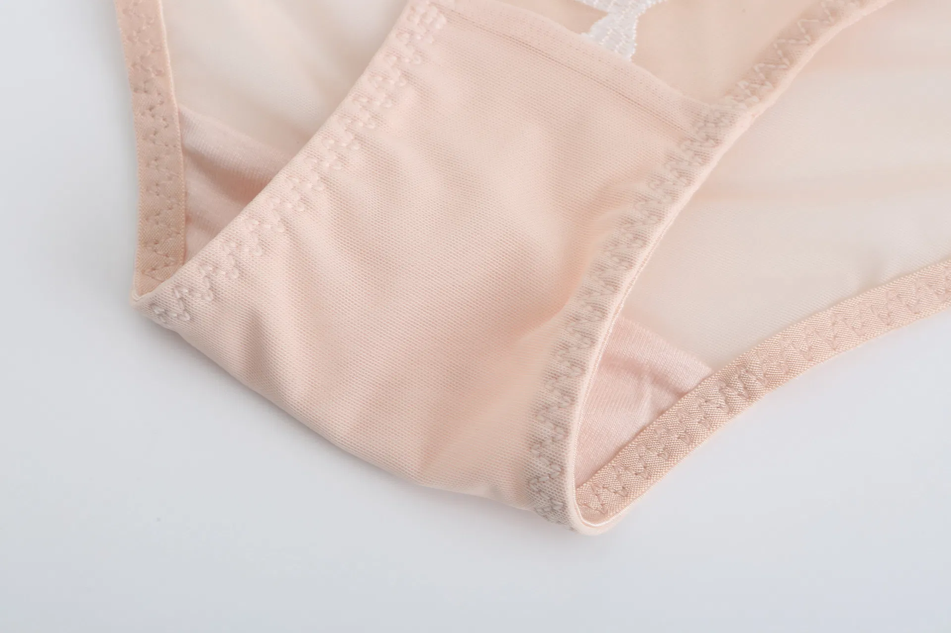 Wholesale Sexy French Ultra-Thin Set Rose Embroidery Lace for Women Bra Underwear Lingerie