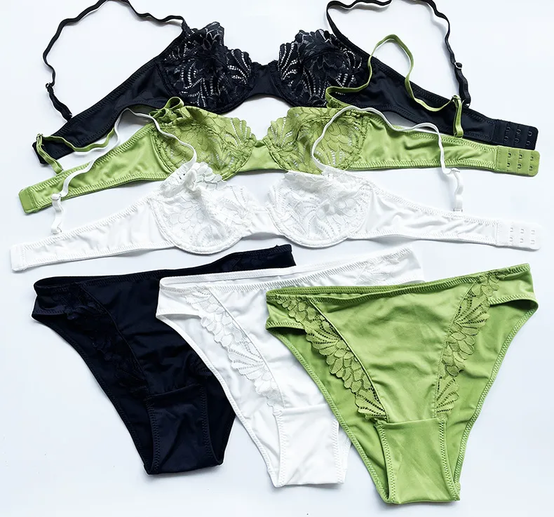 Wholesale French Style Sponge-Free Sexy Lace Breathable Backless Ultra-Thin for Women Bra Set Underwear Lingerie