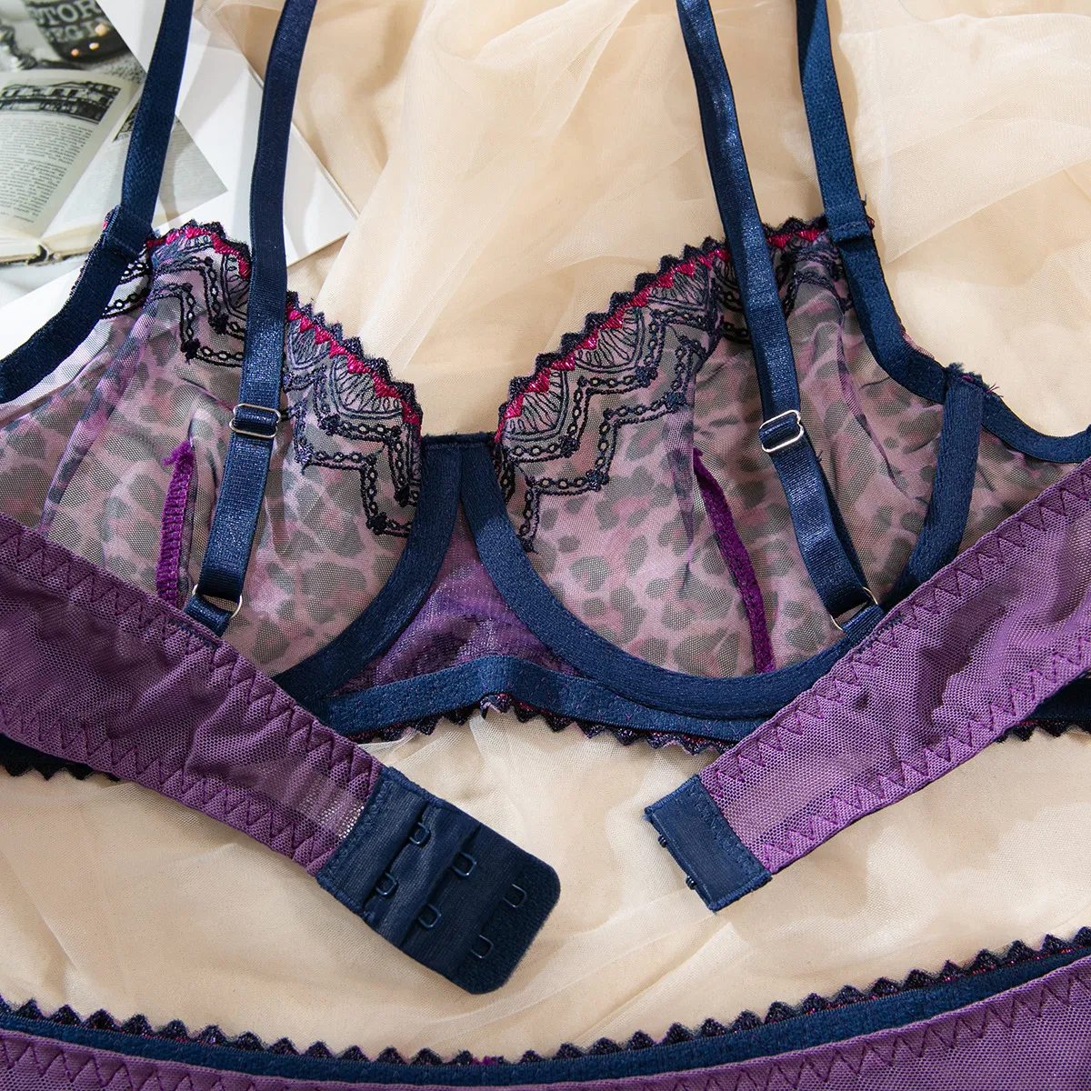 New Arrivals Leopard Print See-Through Mesh Underwear Set Wholesale Ultra-Thin Lingerie