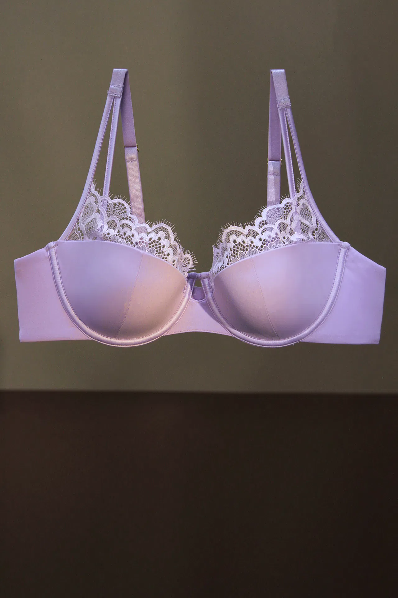 2025 Wholesale French Ultra-Thin Lace Patchwork Set for Women Bra Underwear Sexy Lingerie