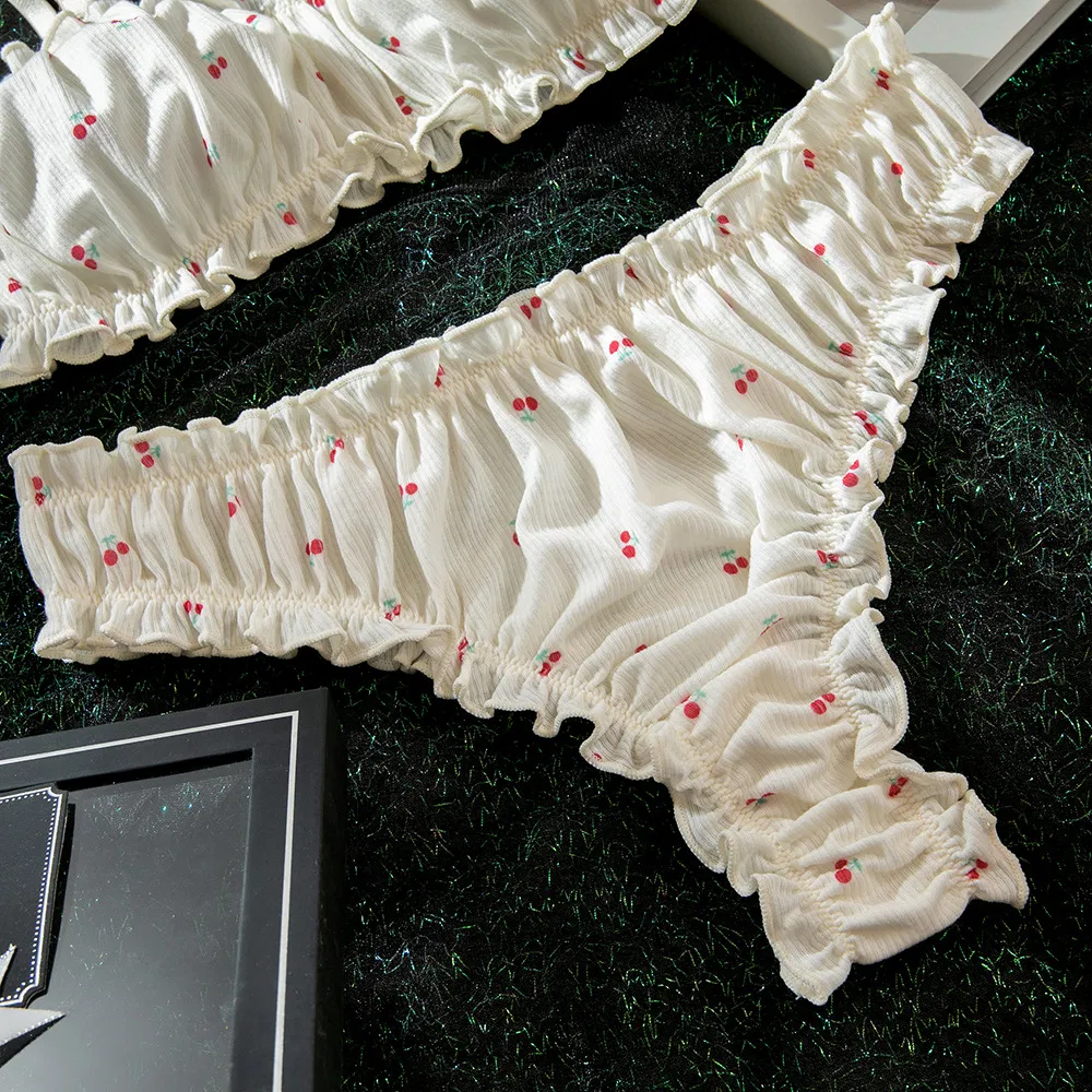 Sexy Ultra-Thin Underwear Set with Ruffles Shirring New Fashion Floral Print Woman Lingerie