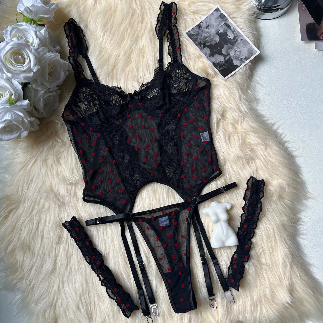 Wholesale Transparent Mesh Underwear Set for Woman Sexy Ultral-Thin Embroidery Lace Lingerie