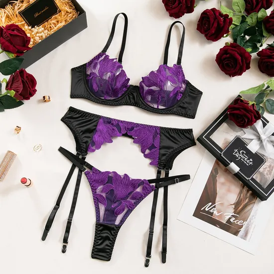 Wholesale Mesh See-Through Floral Embroidery Underwear Set Sexy Women's Three-Piece Lingerie