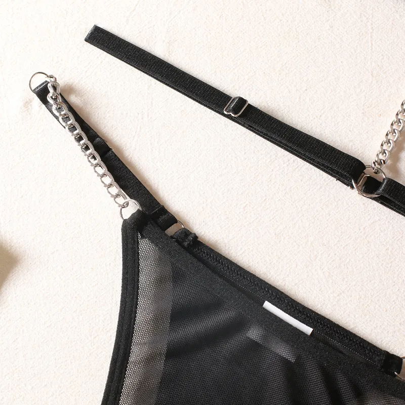 Wholesale Transparent Mesh Solid Color Underwear Set with Metal Chain Sexy Women's Lingerie