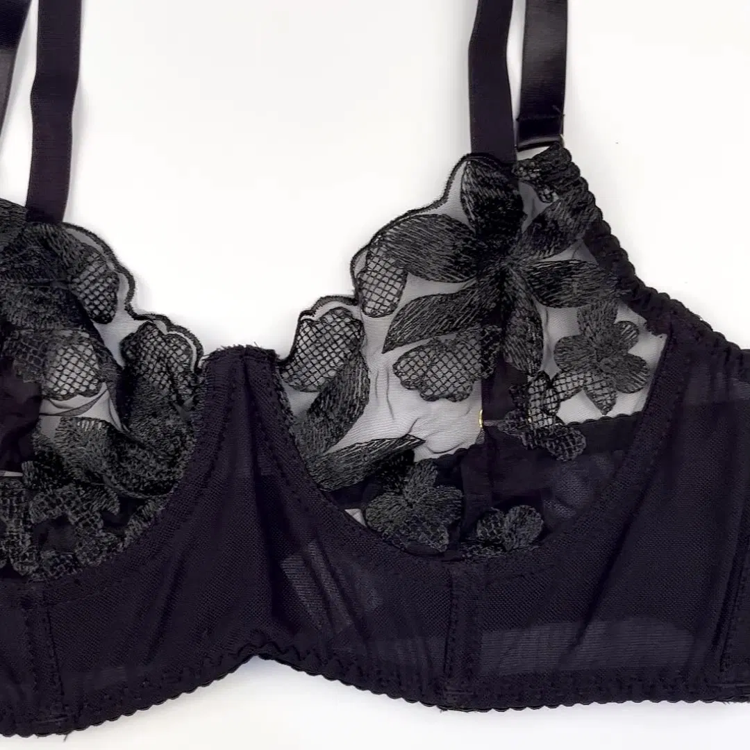 Wholesale Transparent Mesh Underwear Set Sexy Erotic Metal Chain Embroidery Lingerie