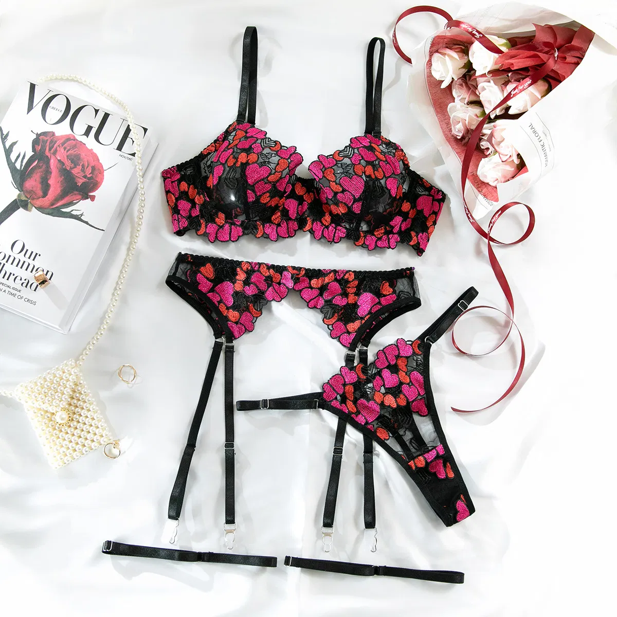 Sexy High Quality Heart-Shaped Embroidery Lace Bra Thong Set Hot Sell Garter Belt Woman Lingerie