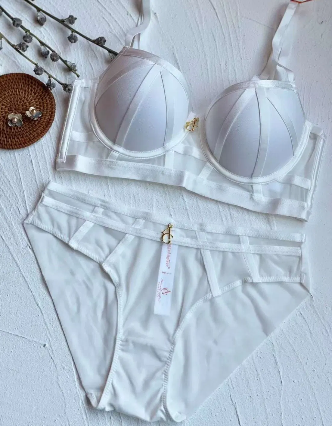 High Quality Women's Underwear Push up Bra and Panties Set Thick Cup Lingerie