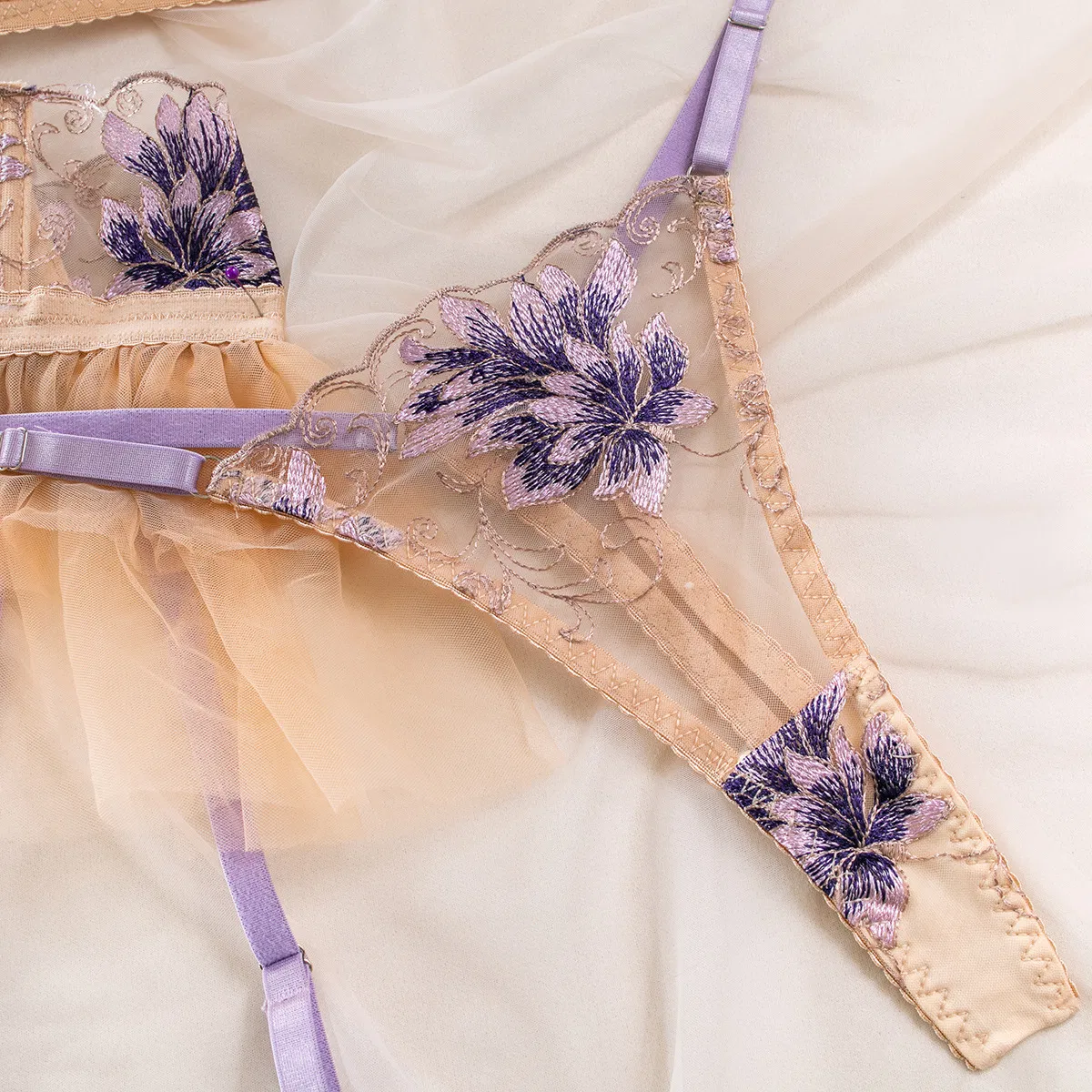 Sexy See-Through Mesh Small Skirt Bra and Panties Set Wholesale Embroidery Lace Lingerie