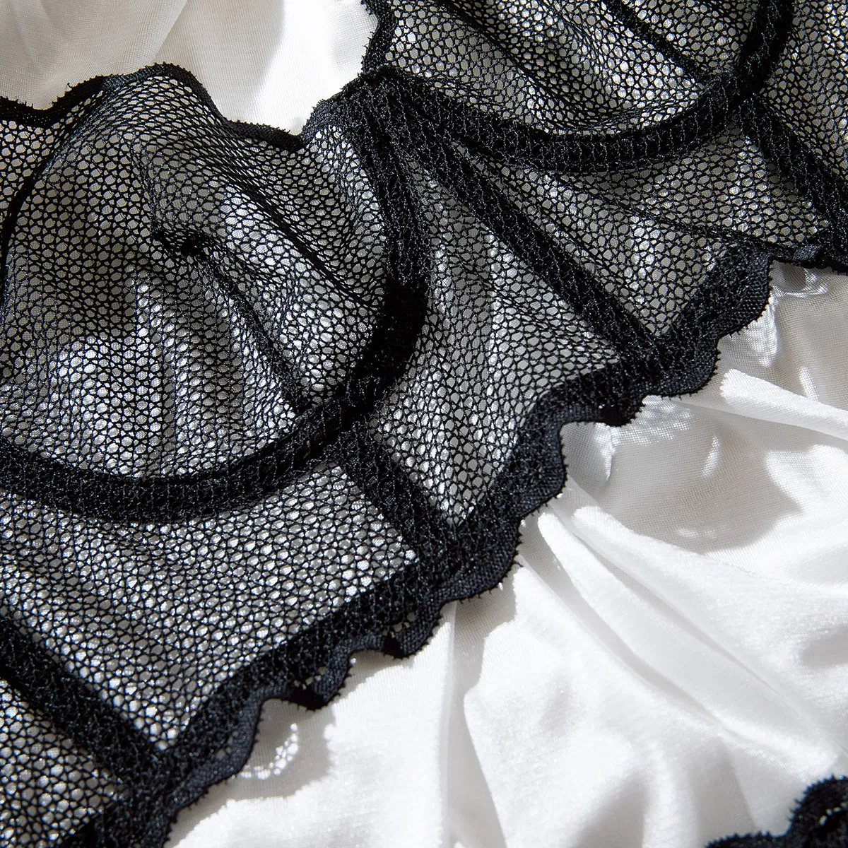 Wholesale Fishbone See-Through Fishnet Mesh Bra Set Sexy Solid Color Two Piece Lingerie