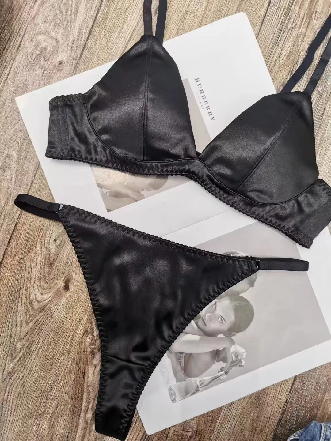 Underwear Wholesale French Ultra-Thin Romantic for Women Satin Soft Sexy Bra Set Lingerie