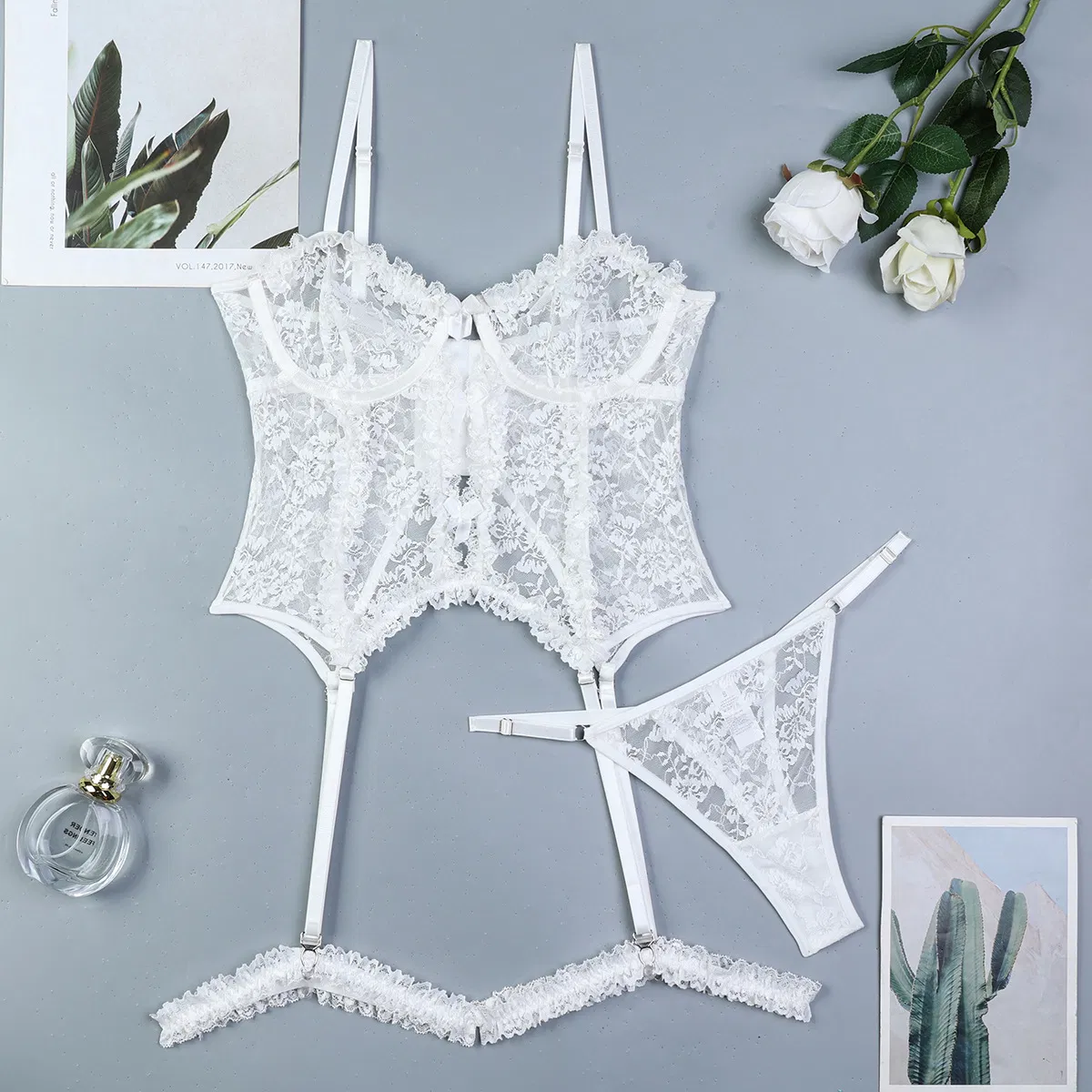 Sexy Hollow See-Through Woman Bra Set New High Quality Lace Ruffled Solid Color Lingerie