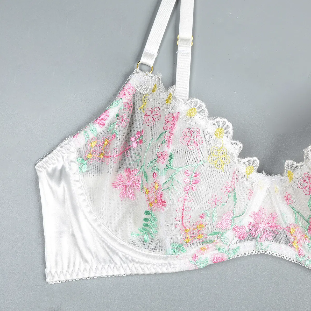 Wholesale Floral Embroidery Underwear Set for Woman Sexy See-Through Stain Lingerie