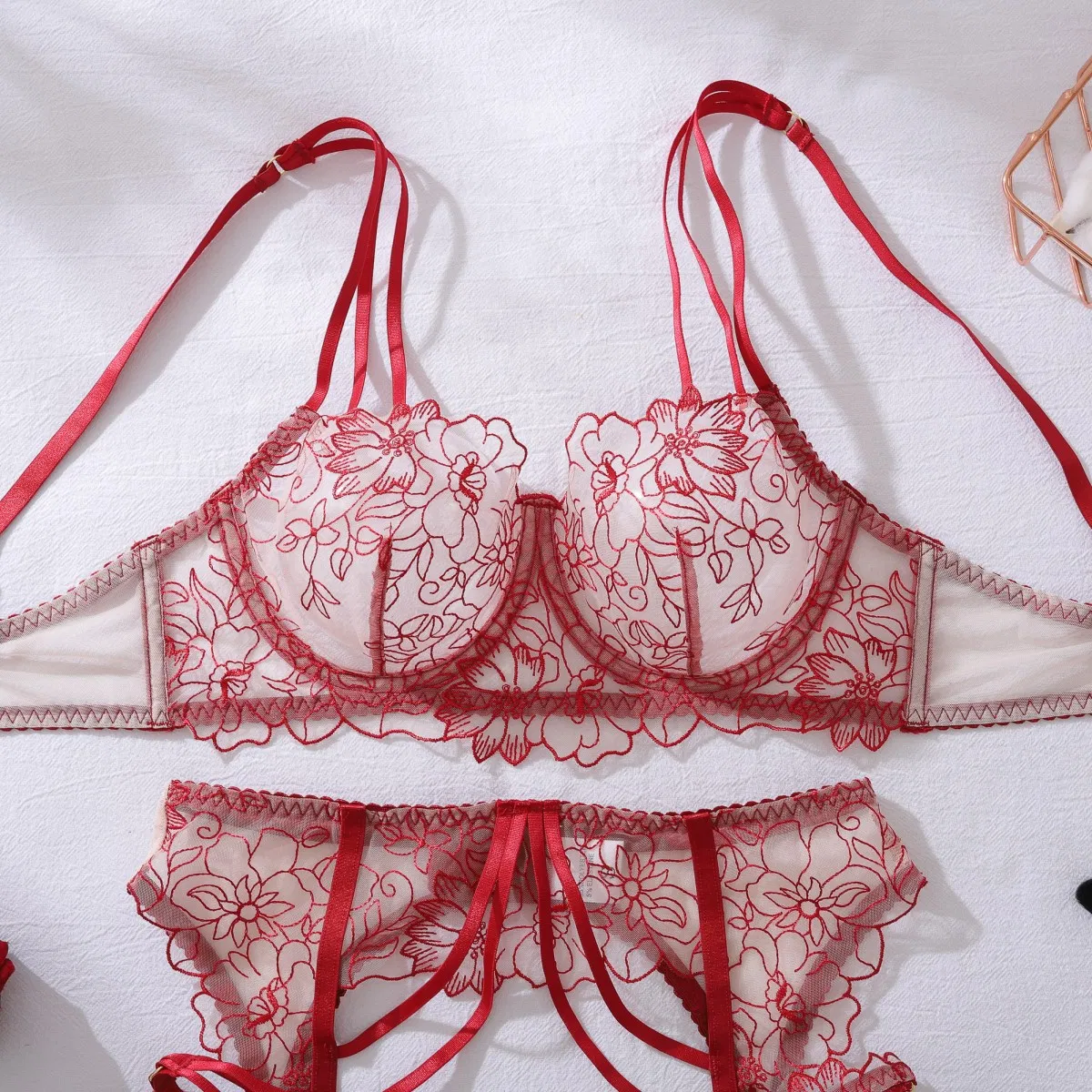 Sexy See-Through Mesh Women Bra Set Hot Selling V-Neck Embroidered Lace Lingerie