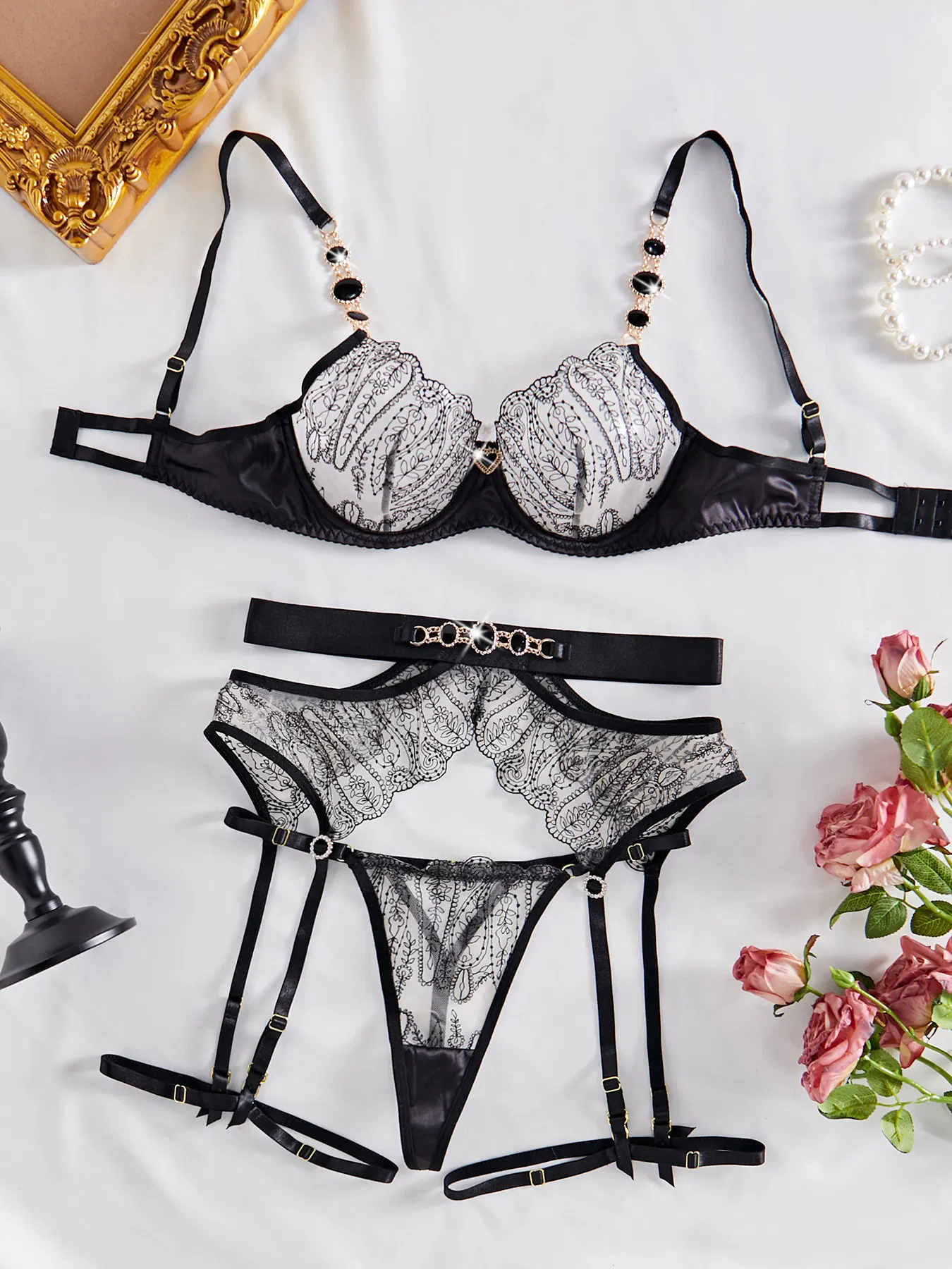 New Arrival Erotic Embroidered Lace Bra Set Sexy See-Through Woman Lingerie