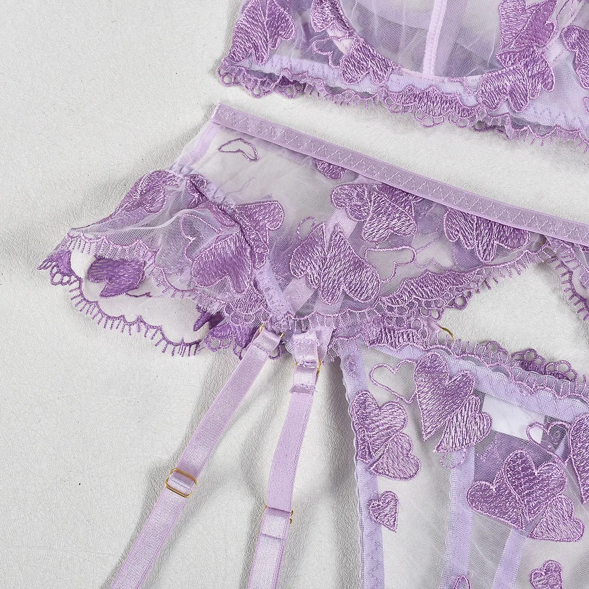 Wholesale Pink Heart Lace Embroidery Underwear Set for Woman Sexy See-Through Lingerie