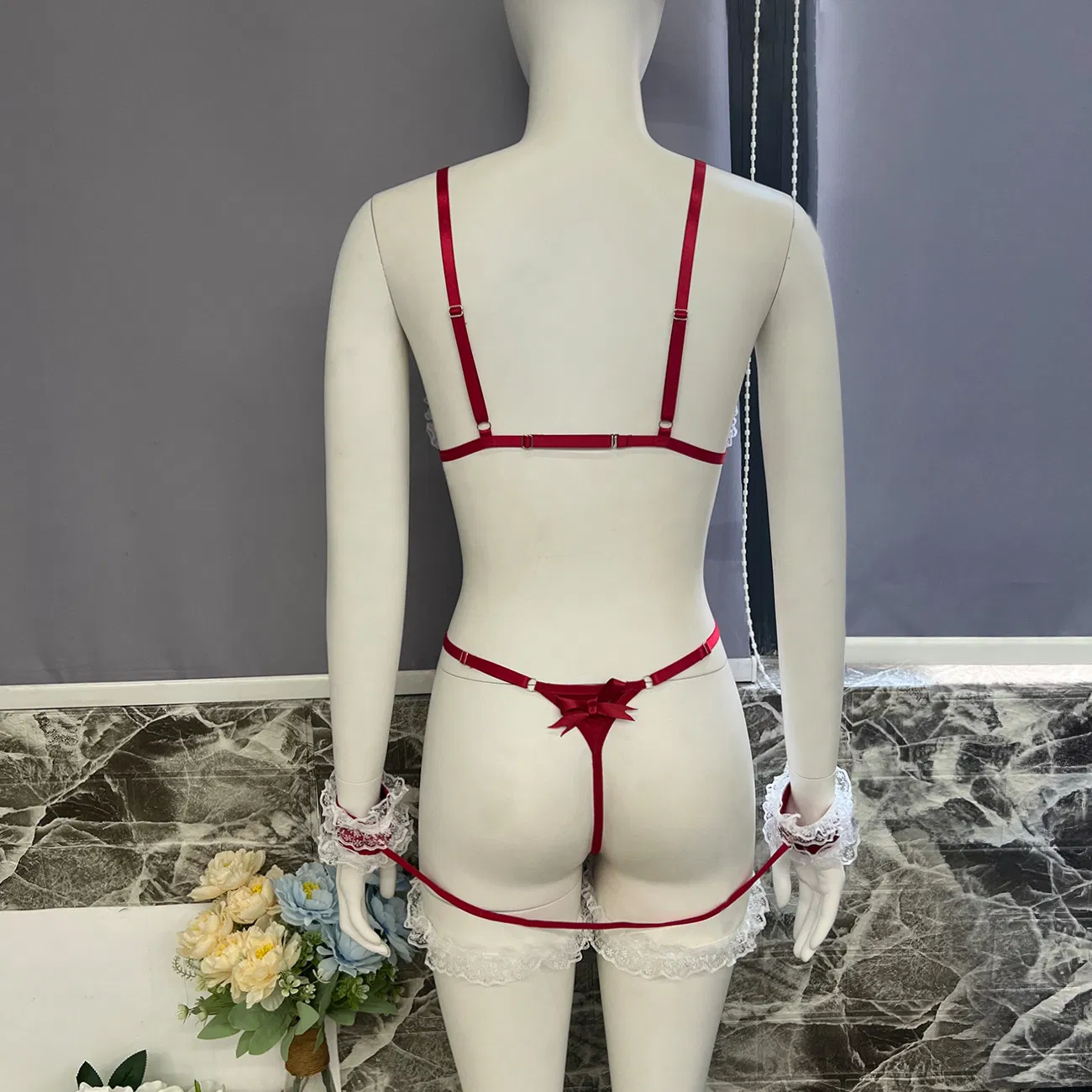 Sexy Woman's Christmas Underwear Set with Wristband and Garter Wholesale Wireless Lingerie