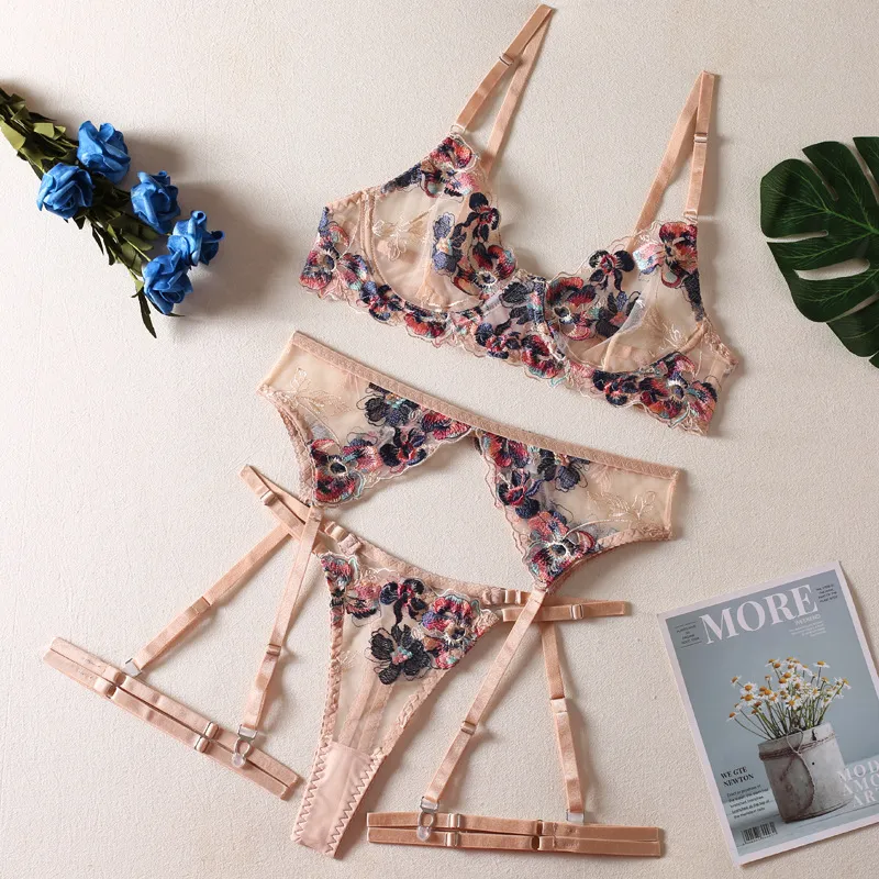 Sexy Woman Embroidered Underwear Set Wholesale High Quality Thin Lingerie