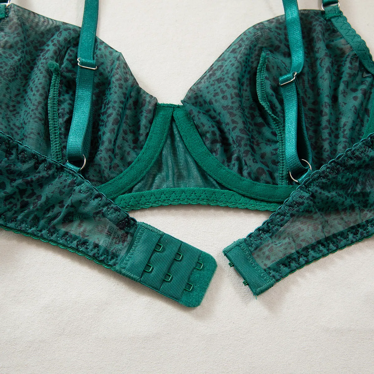 Sexy Ultra-Thin Snakeskin Pattern Bra Set for Woman Wholesale Transparent Mesh 2 PCS Lingerie