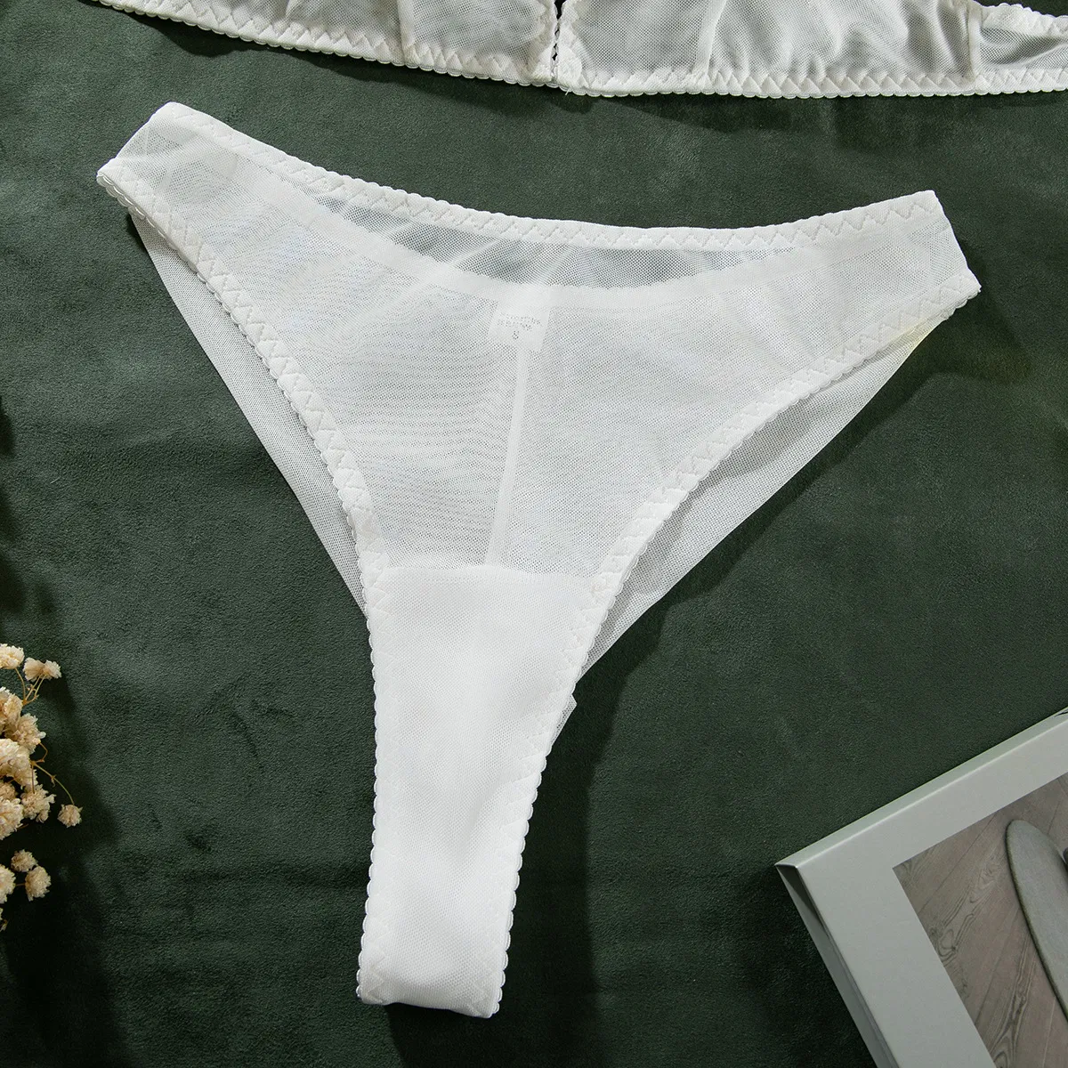 Wholesale Solid Color Ultra-Thin Underwear Set Sexy Non-Wired 2PCS Women Lingerie