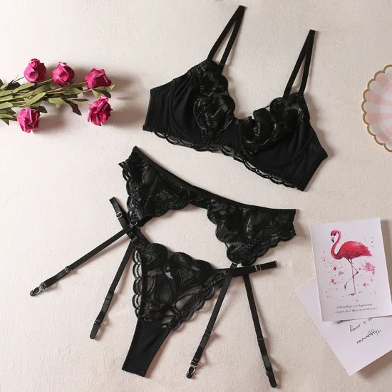 Wholesale Woman Heart Embroidery See-Through Mesh Underwear Sexy 3PCS Lingerie
