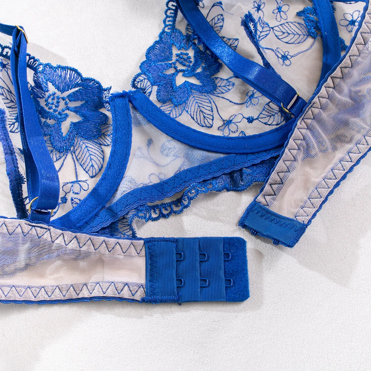 Wholesale Ultra Thin See-Through Bra Set Sexy Breathable Embroidered Flower 2PC Lingerie