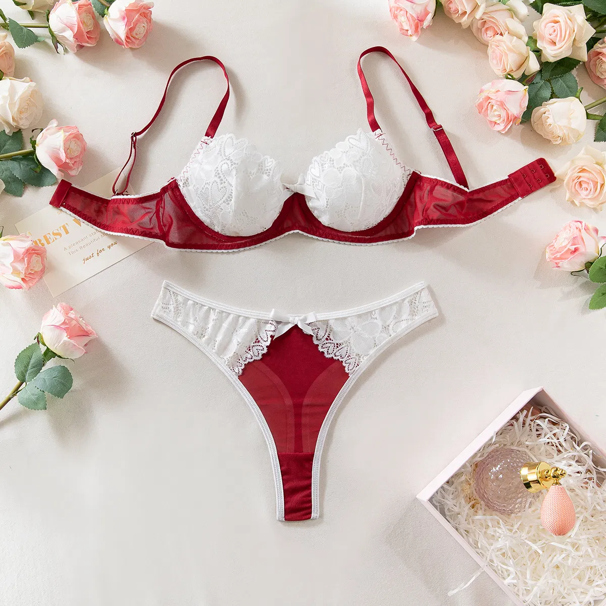 Hot Sale Ultral-Thin Two Piece Underwear Set Wholesale See-Through Embroidery Lace Lingerie
