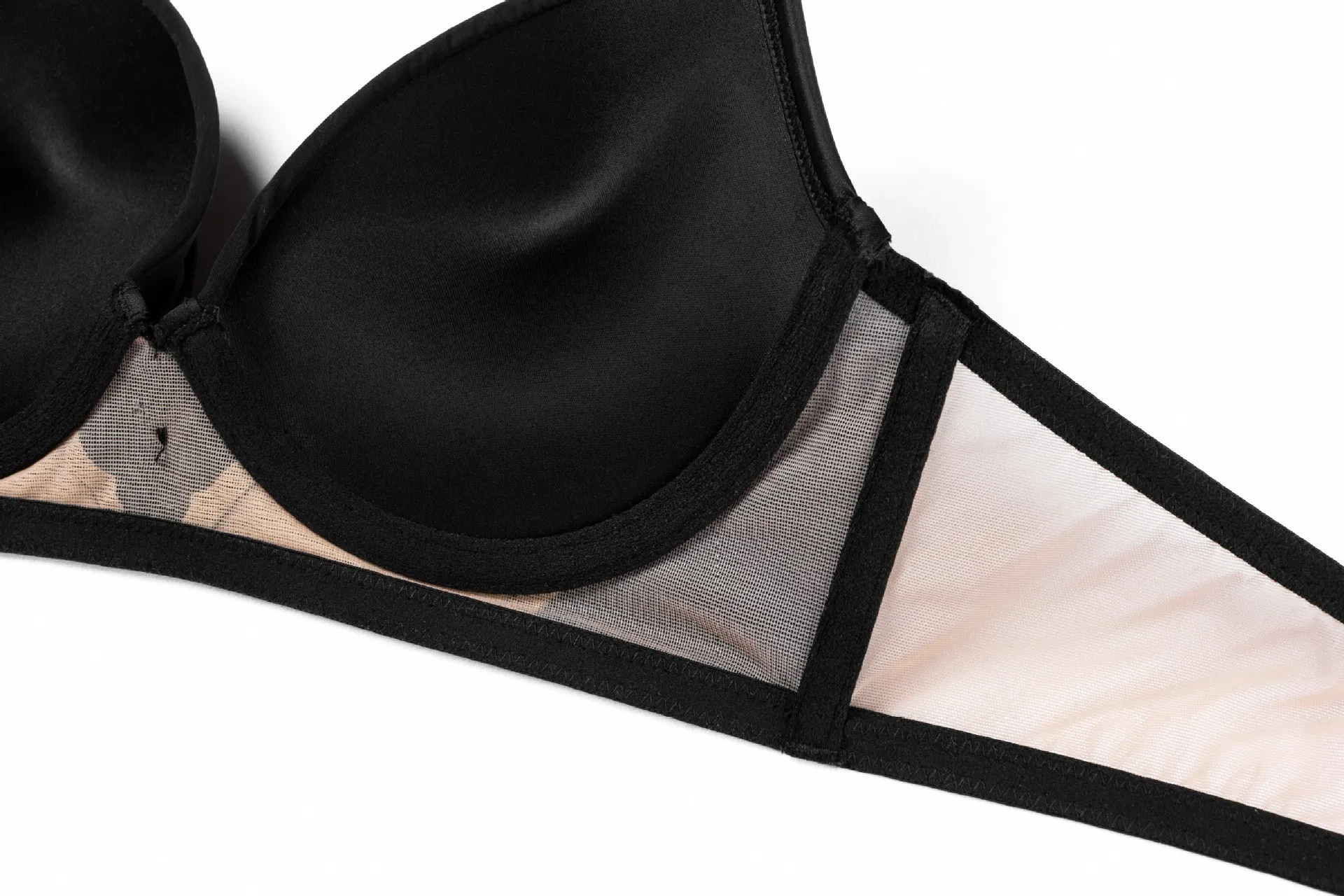 2025 New Style Wholesale French Hollow Outsexy Breathable Ultra-Thin Gathering Bra Set Underwear Lingerie
