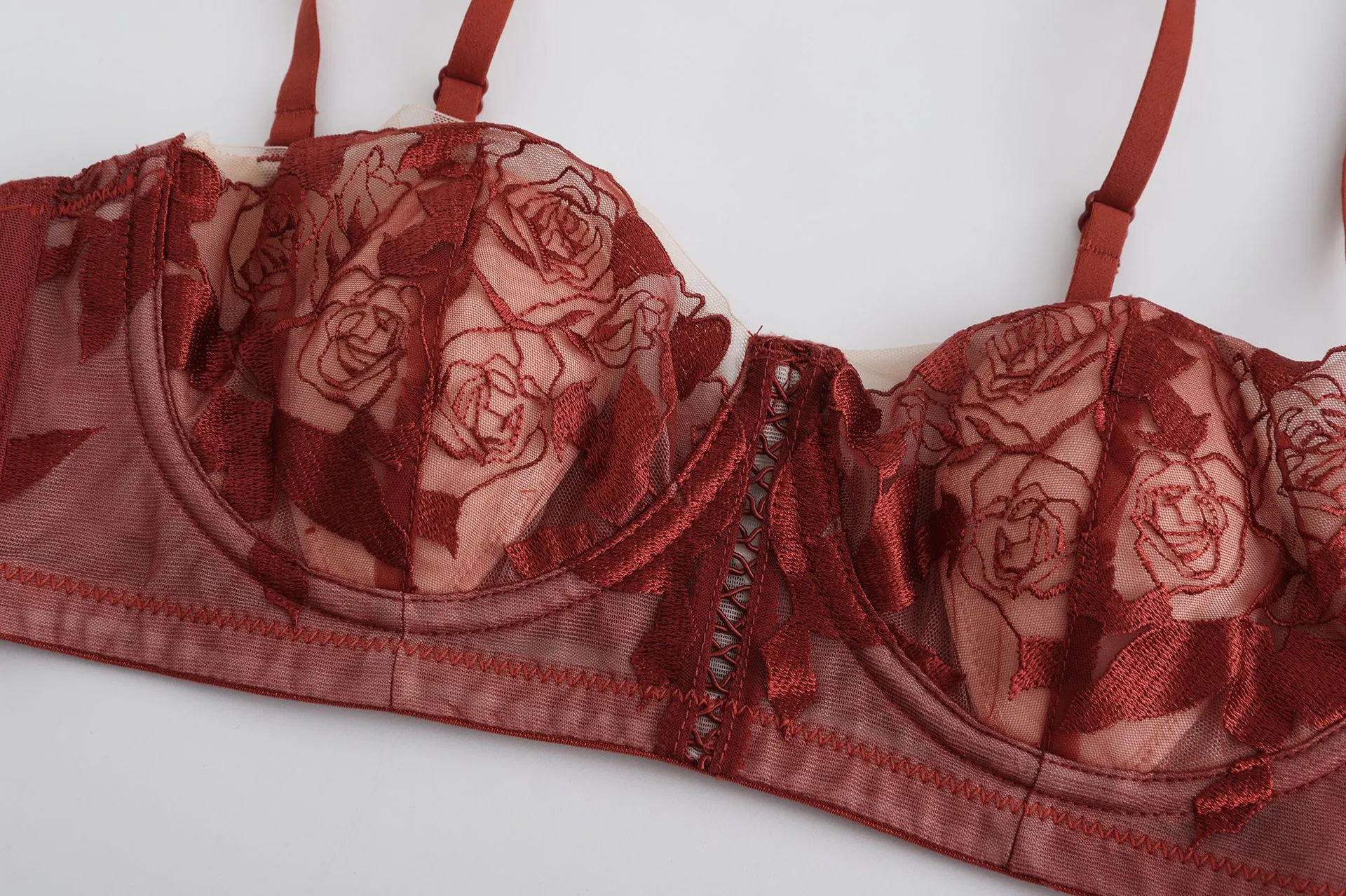 Wholesale Sexy French Ultra-Thin Set Rose Embroidery Lace for Women Bra Underwear Lingerie